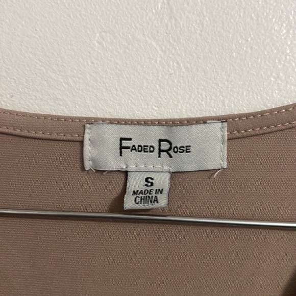 Beige crop top - Picture 2 of 5